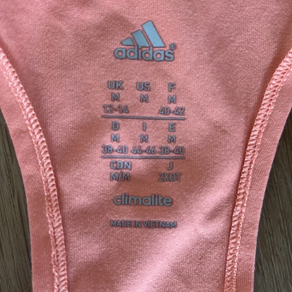 Adidas workout tank - Picture 2 of 4